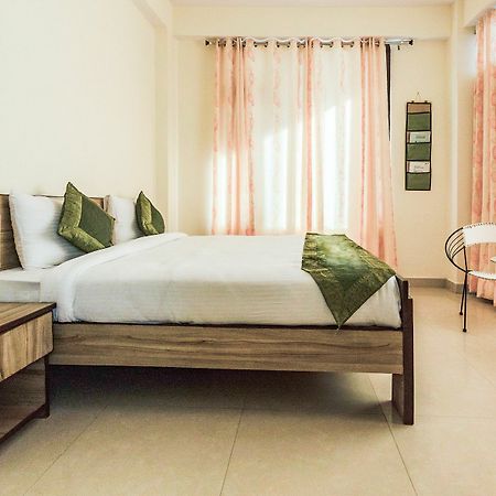 Royal Suites By Park Tree, Kasauli Exterior photo